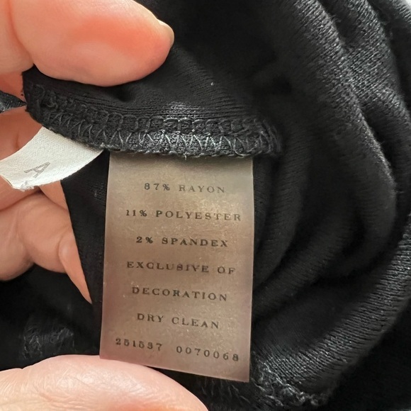 Ann Taylor ~Woman Size 4~ Solid Black Sheath Dress Sleeveless Unlined. - Picture 6 of 7